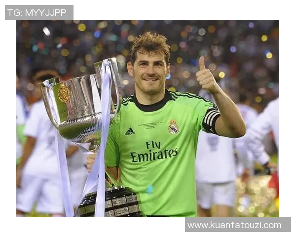 重庆足球传奇球星的光辉岁月与不朽记忆